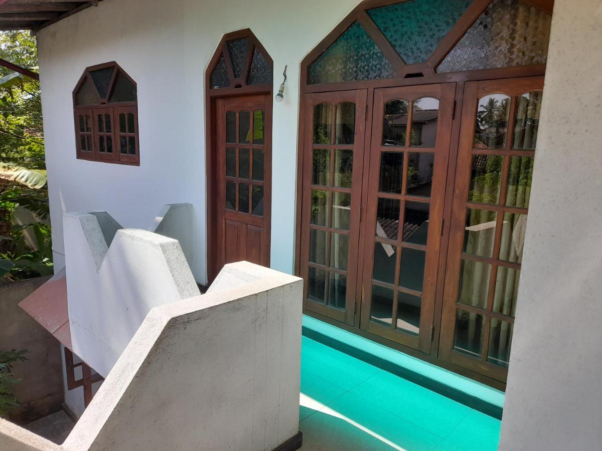 Galle Side Homestay エクステリア 写真