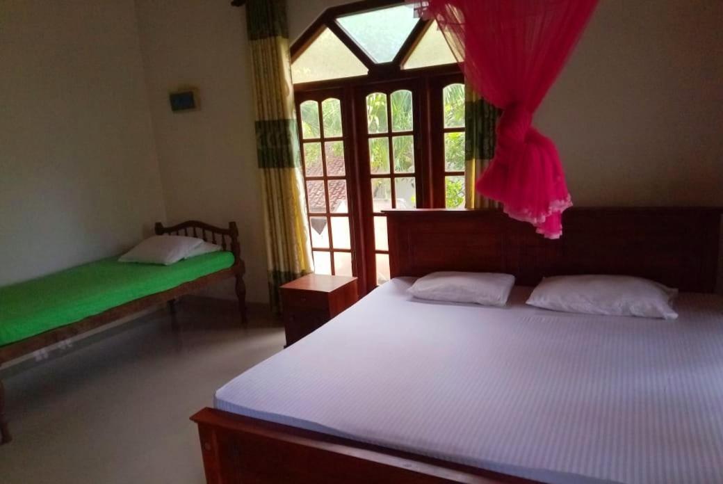 Galle Side Homestay エクステリア 写真